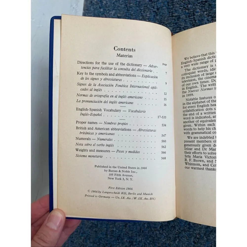 Langenscheidt’s vintage Standard Dictionary English Spanish 1966